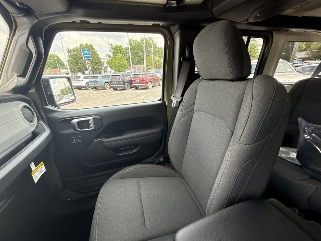 New 2026 Jeep Wrangler Unlimited Sport AWD/4WD image 30