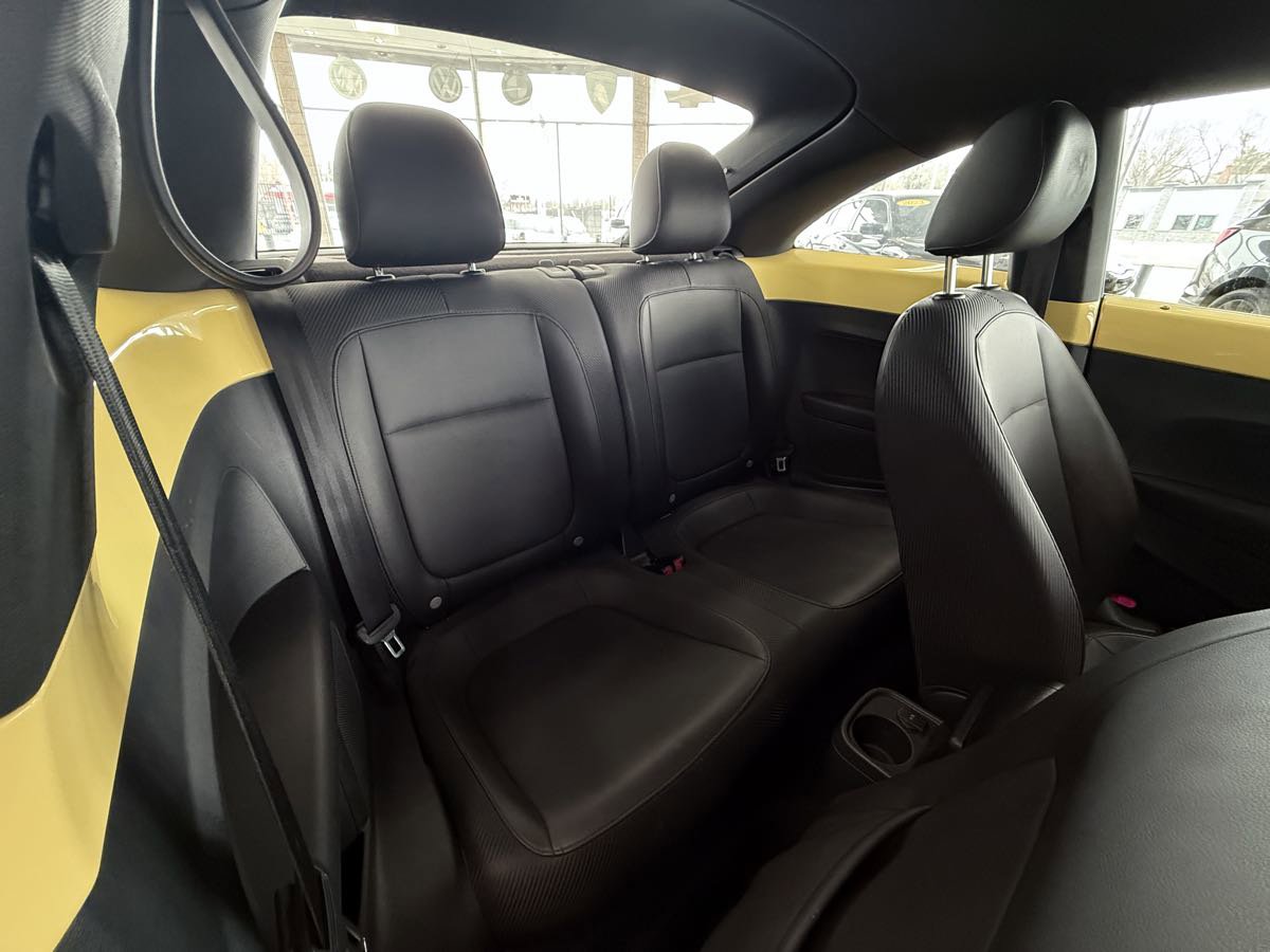 Used 2013 Volkswagen Beetle 2.5 image 27