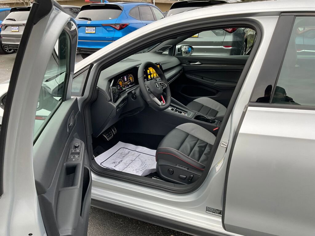 Used 2022 Volkswagen GTI Autobahn image 10