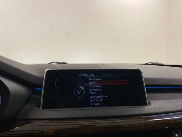 Used 2015 BMW X5 xDrive50i AWD/4WD image 11