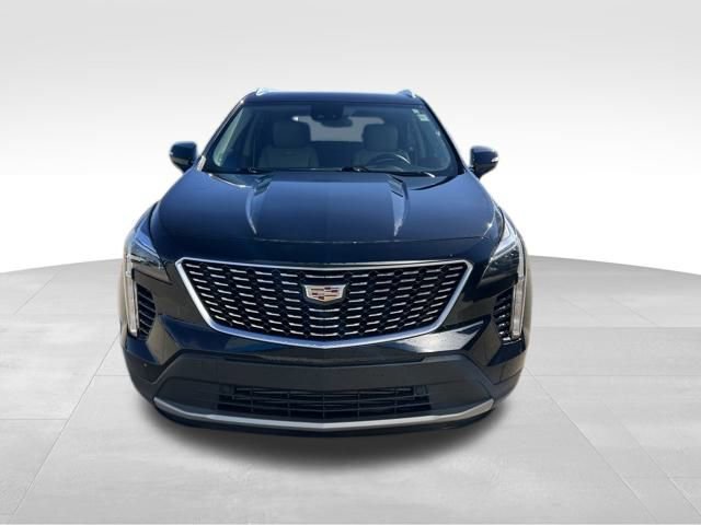Certified 2021 Cadillac XT4 Premium Luxury w/ Driver Assist Package image 3