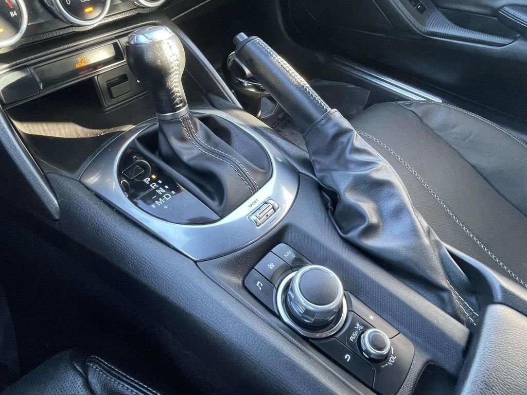 Used 2022 MAZDA MX-5 Miata Grand Touring image 39