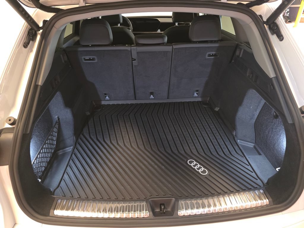 Certified 2025 Audi Q5 Premium w/ Convenience Package AWD/4WD image 20