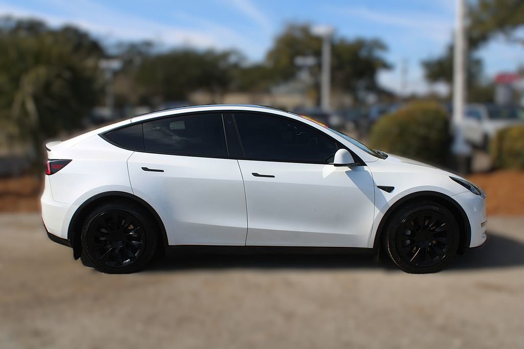 Used 2021 Tesla Model Y Long Range image 5