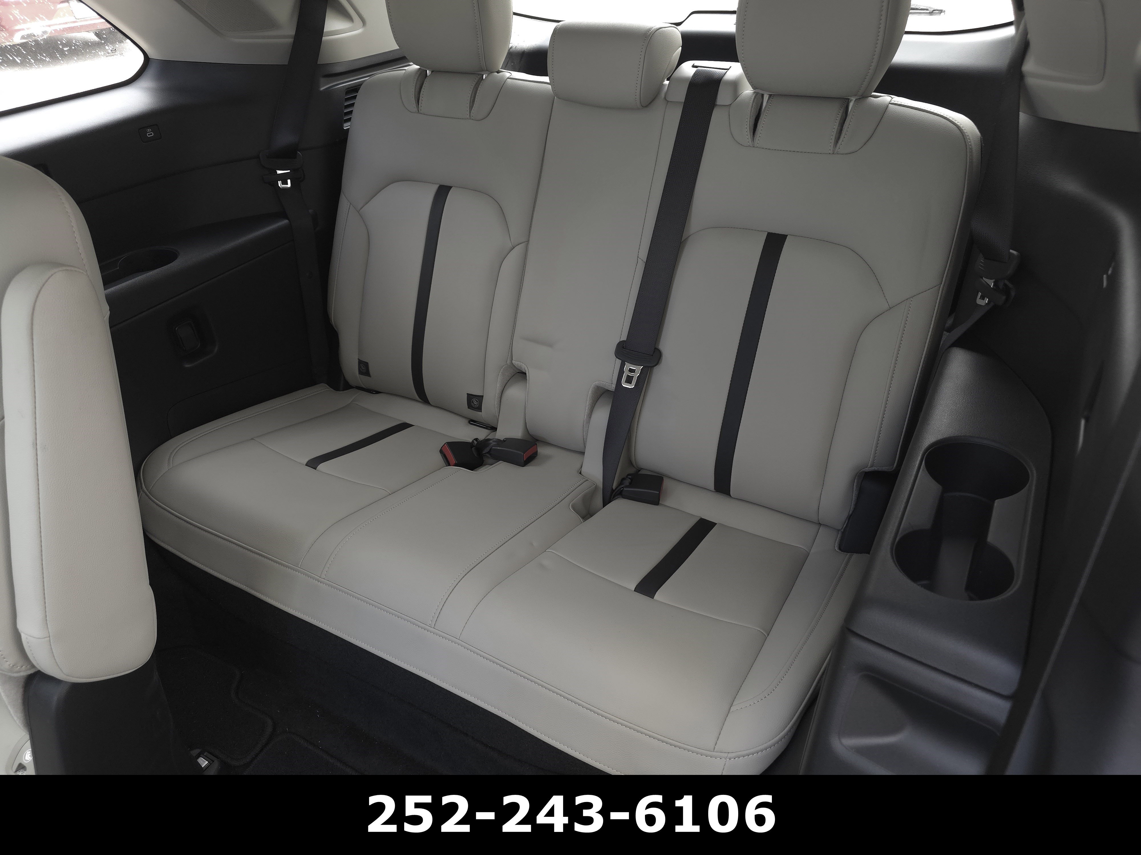 Used 2024 MAZDA CX-90 Plug-In Hybrid w/ Premium Pkg image 23