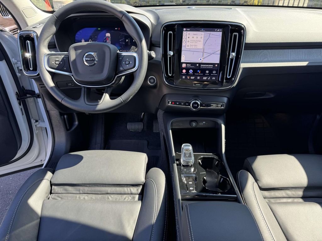 Certified 2026 Volvo XC40 B5 Plus w/ Climate Package image 11