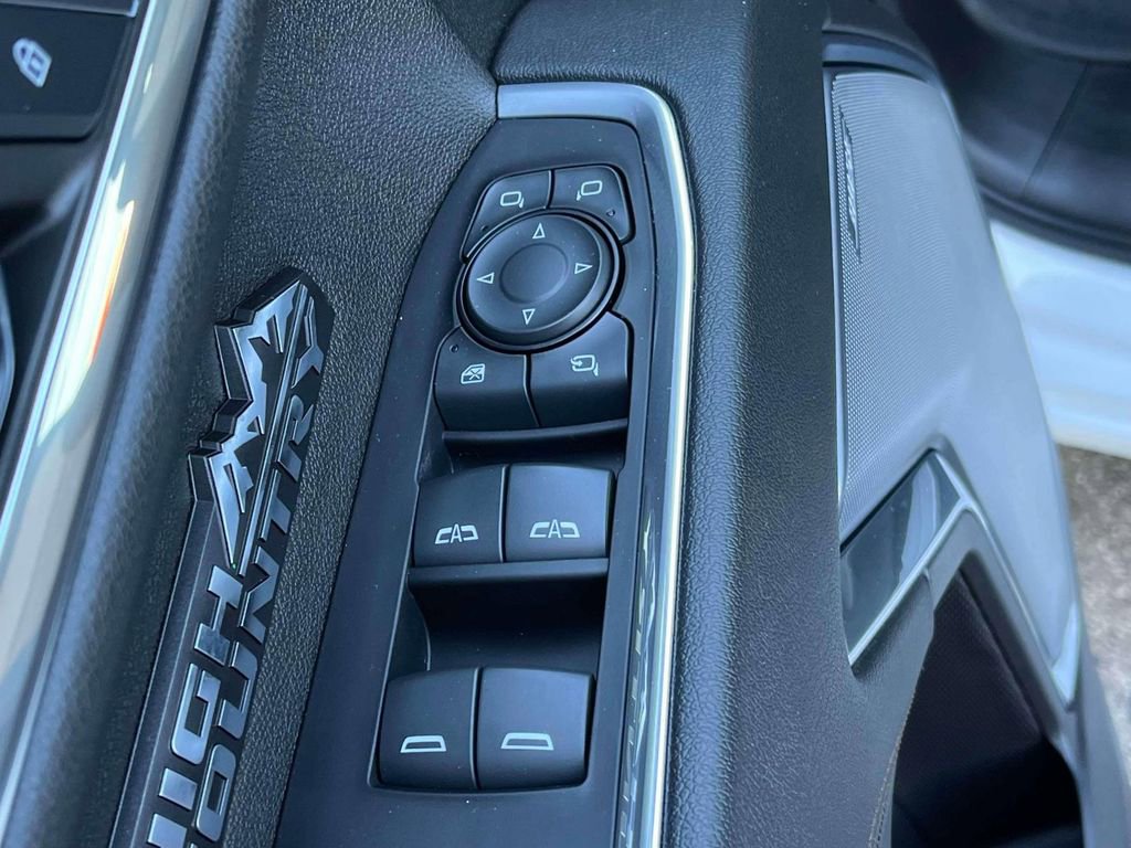 Certified 2023 Chevrolet Silverado 1500 High Country w/ Technology Package image 25