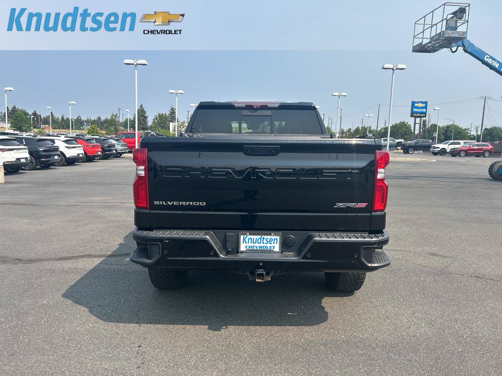 Used 2022 Chevrolet Silverado 1500 ZR2 w/ Technology Package AWD/4WD image 6