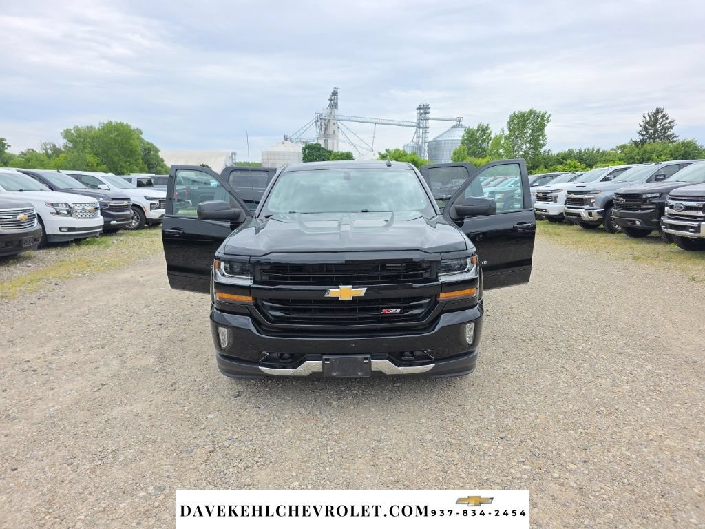 Used 2018 Chevrolet Silverado 1500 LT w/ All Star Edition AWD/4WD image 35