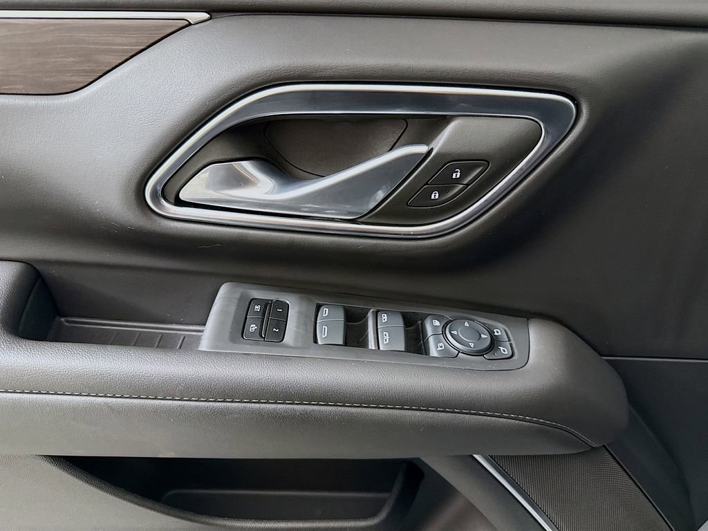 Used 2024 Chevrolet Tahoe LT w/ LT Signature Plus Package image 18