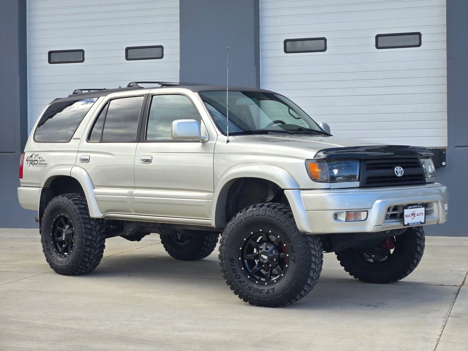 Used 1999 Toyota 4Runner Limited AWD/4WD image 1