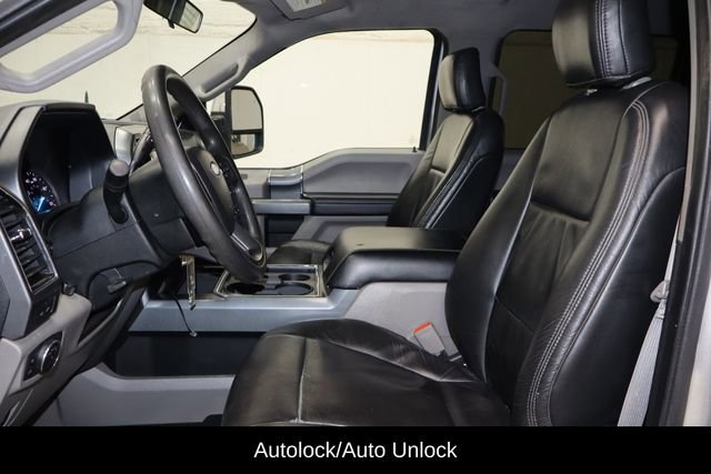 Used 2019 Ford F250 XLT w/ XLT Premium Package image 14