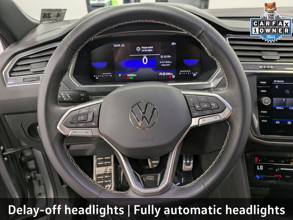 Used 2023 Volkswagen Tiguan SE R-Line AWD/4WD image 26