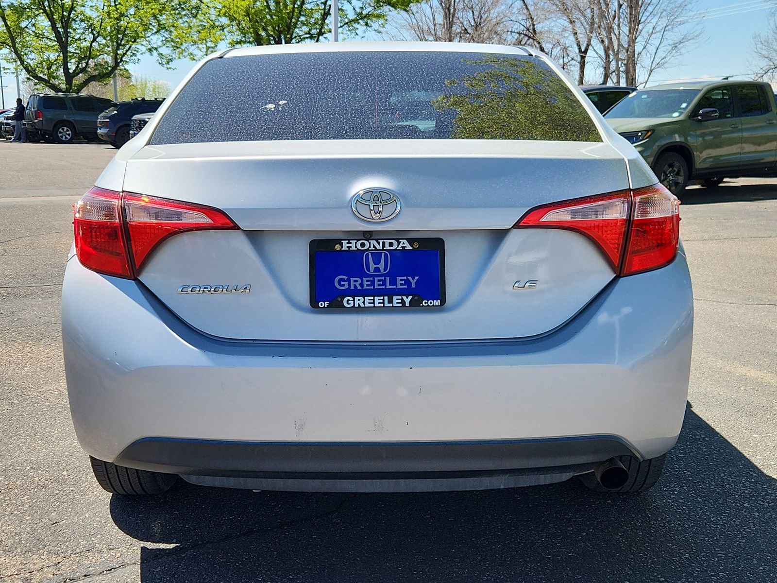 Used 2017 Toyota Corolla LE w/ Carpet Mat Package (TMS) FWD image 4