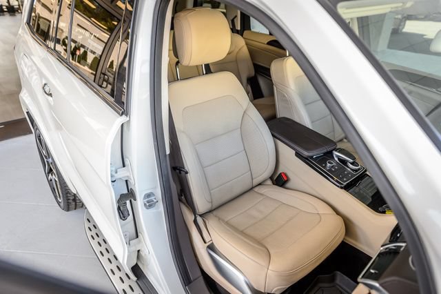 Used 2018 Mercedes-Benz GLS 550 4MATIC image 51