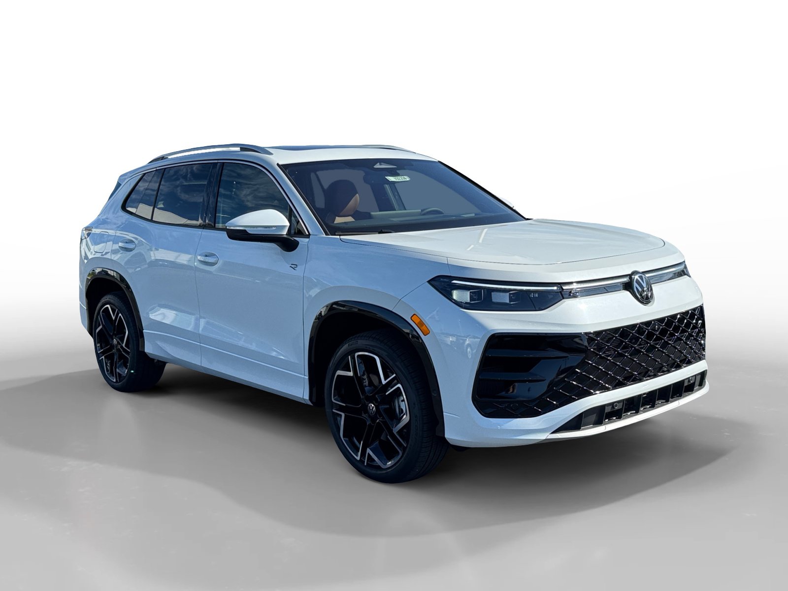 New 2026 Volkswagen Tiguan SEL R-Line AWD/4WD image 7