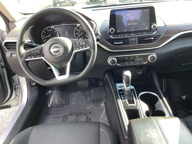 Used 2023 Nissan Altima 2.5 SV image 13