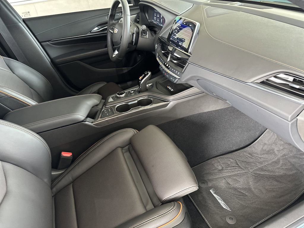 Certified 2025 Cadillac CT4 V image 44