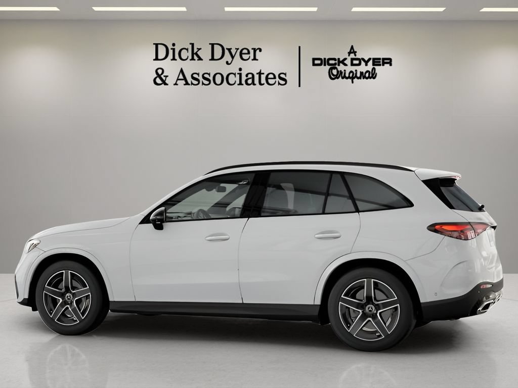 Used 2026 Mercedes-Benz GLC 300 image 28
