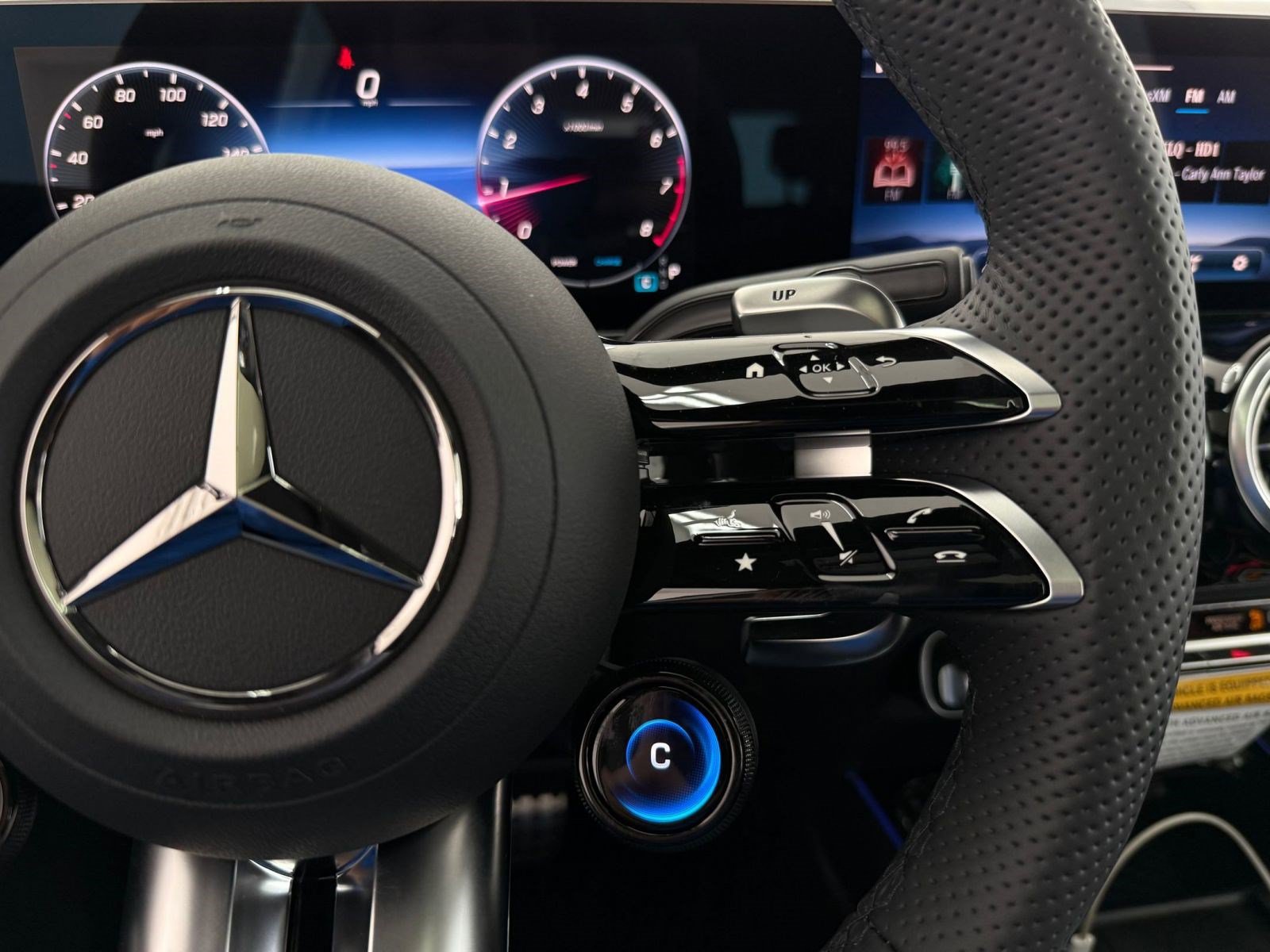 New 2026 Mercedes-Benz GLA 35 AMG 4MATIC image 27