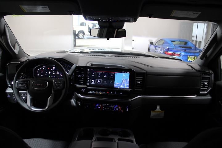 New 2026 GMC Sierra 1500 SLE AWD/4WD image 3