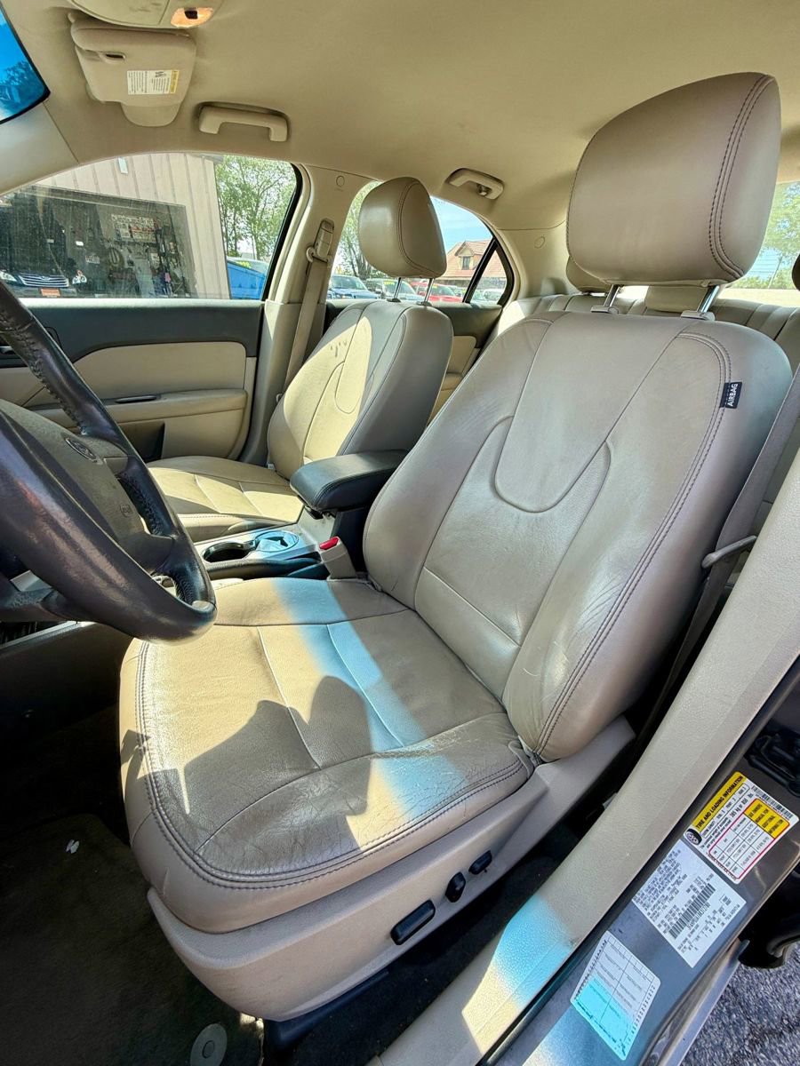 Used 2011 Ford Fusion SEL FWD image 19