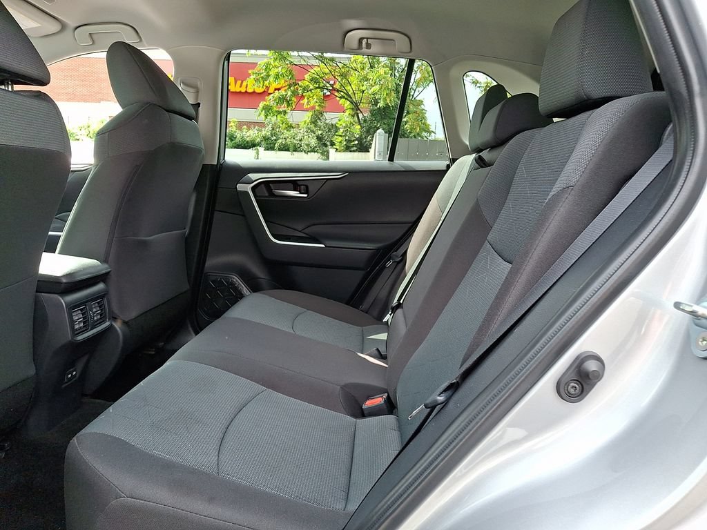 Certified 2025 Toyota RAV4 XLE AWD/4WD image 10