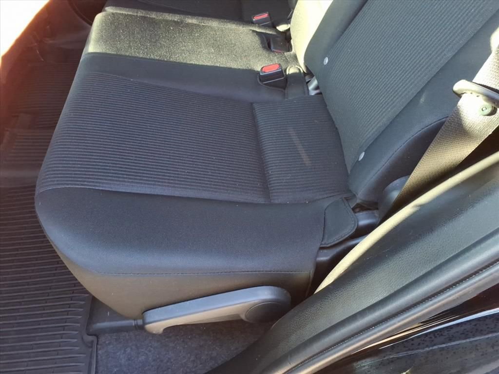 Used 2016 Toyota RAV4 LE image 22