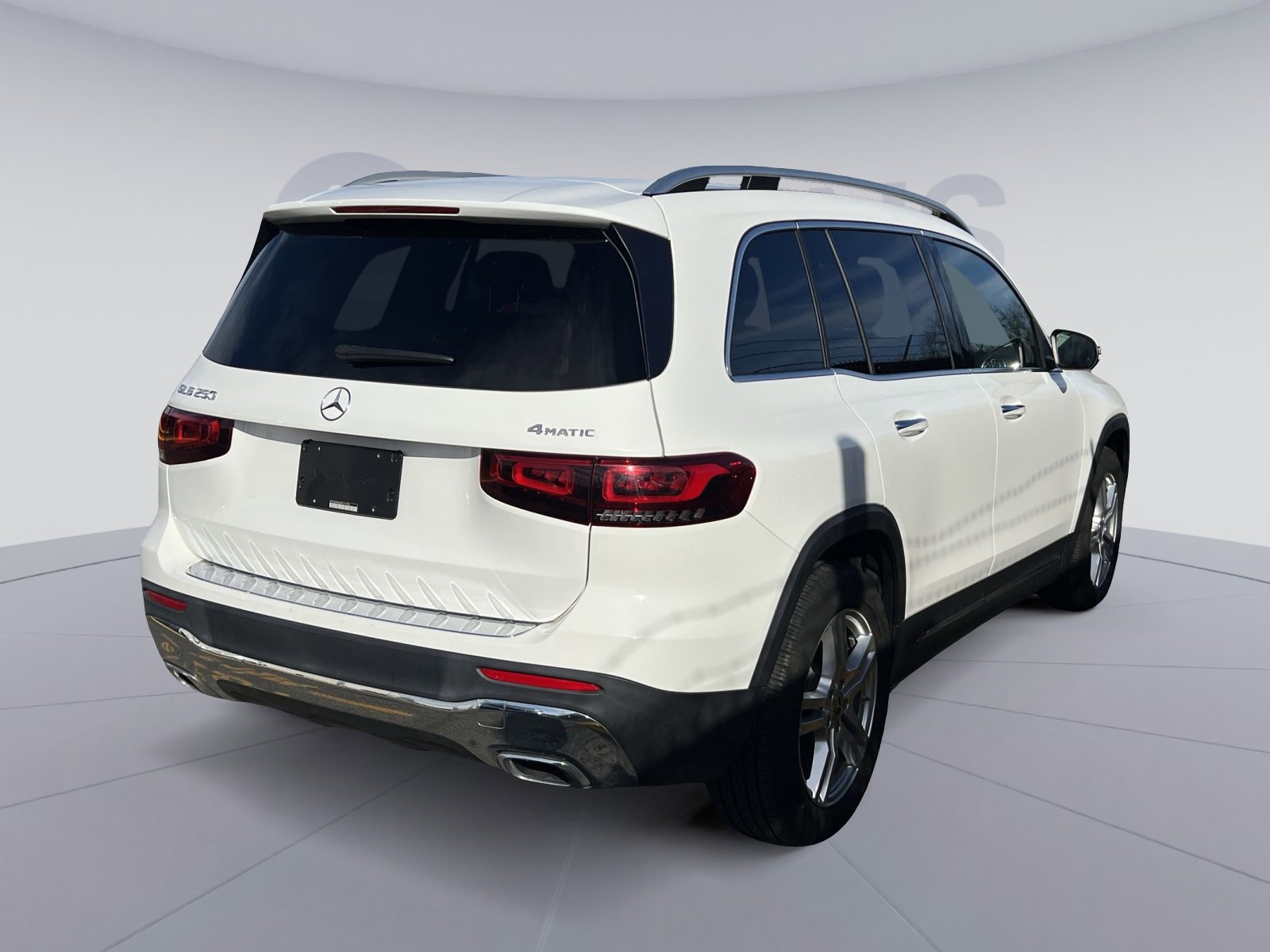 Used 2021 Mercedes-Benz GLB 250 4MATIC image 7