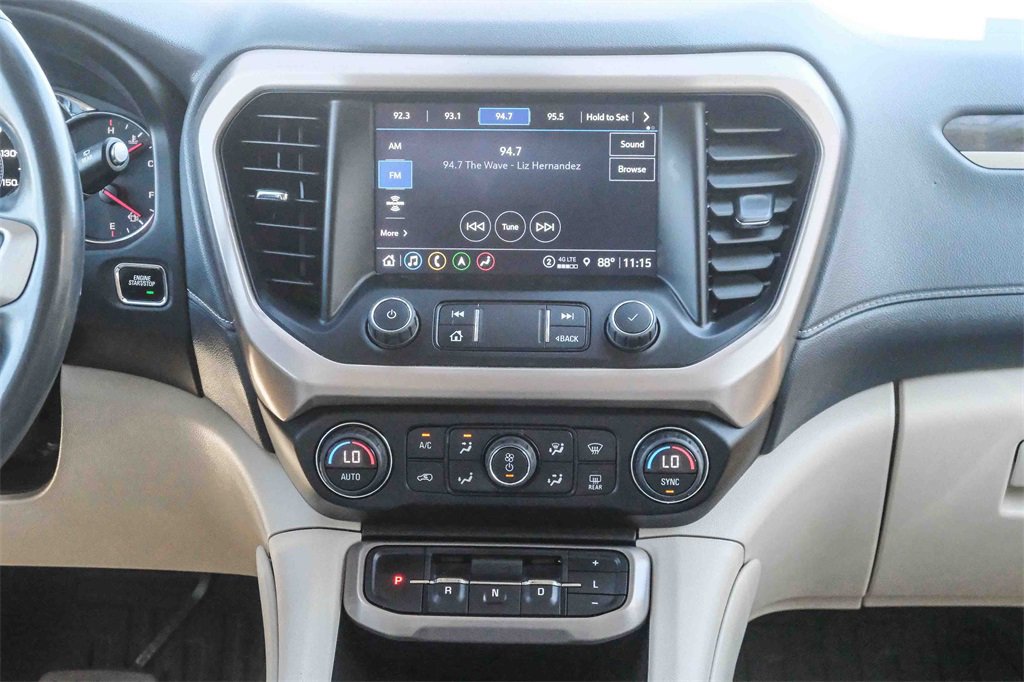 Used 2022 GMC Acadia Denali w/ Denali Ultimate Package image 15