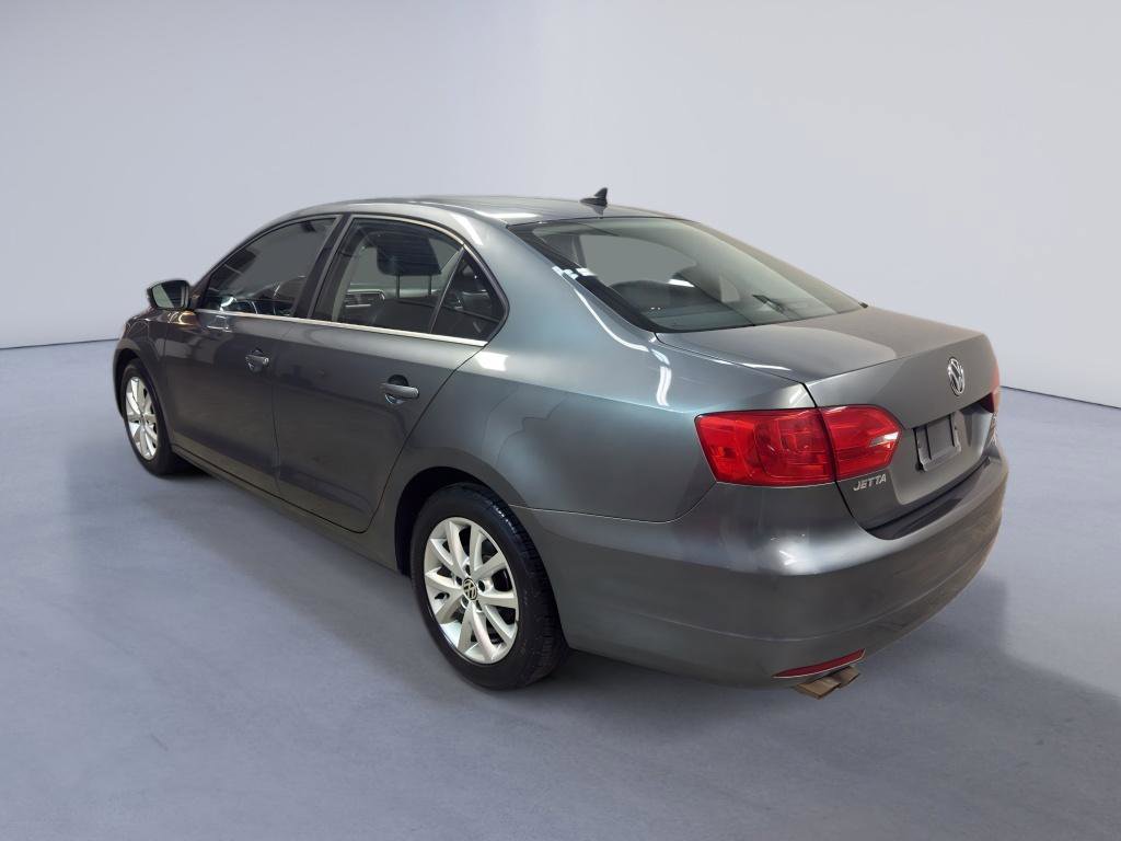 Used 2013 Volkswagen Jetta SE FWD image 5