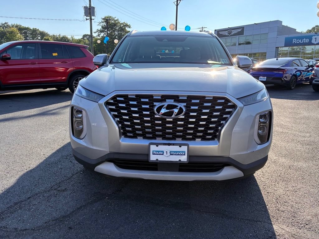 Used 2022 Hyundai Palisade SEL w/ Cargo Package FWD image 2