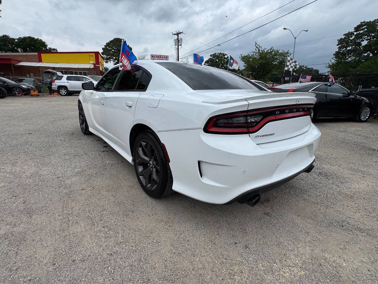 Used 2018 Dodge Charger SXT Plus RWD image 6