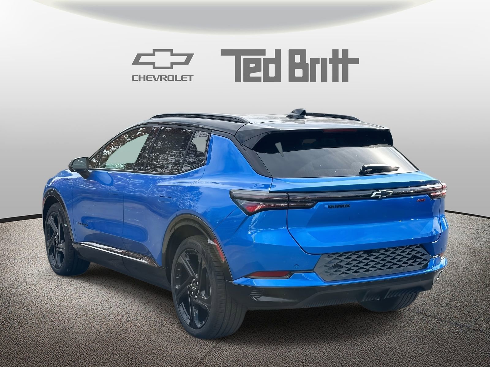 New 2026 Chevrolet Equinox EV RS image 6