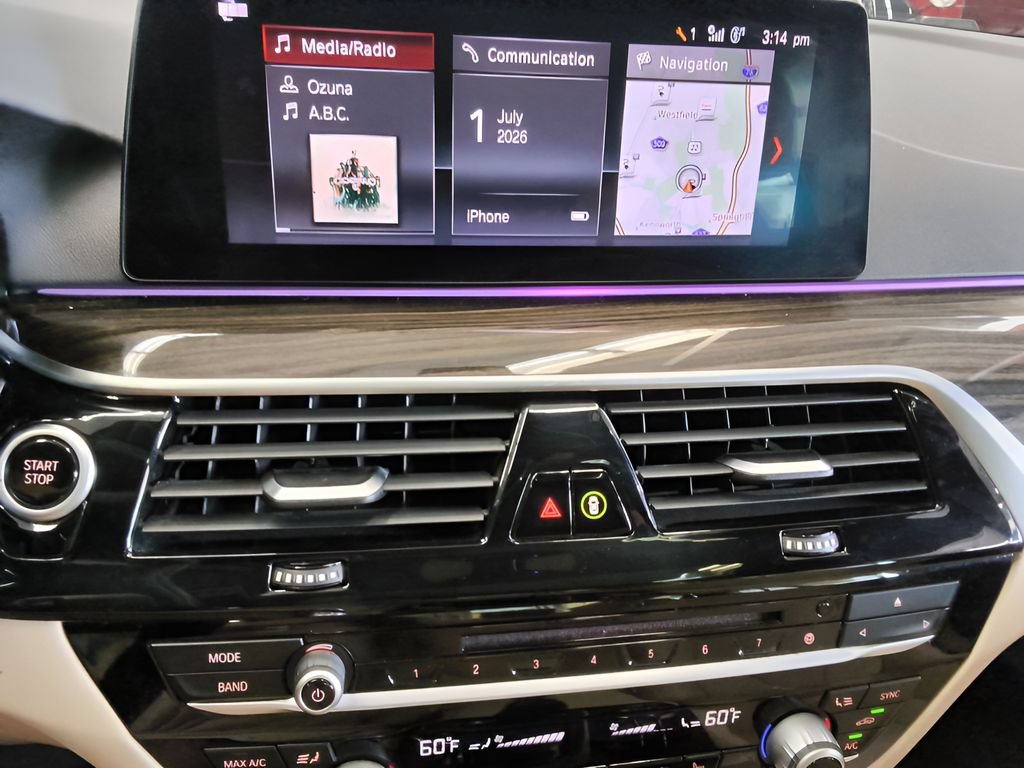 Used 2019 BMW 530e xDrive w/ Convenience Package AWD/4WD image 23