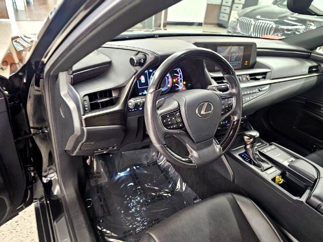 Used 2019 Lexus ES 350 image 7