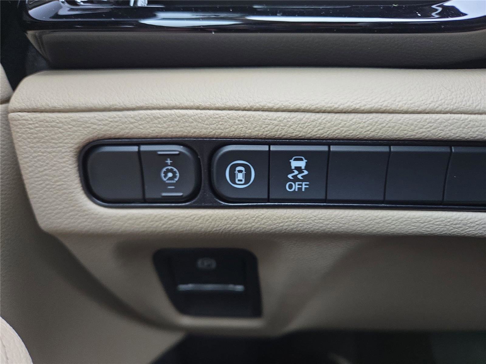 New 2026 Acura MDX SH-AWD image 15