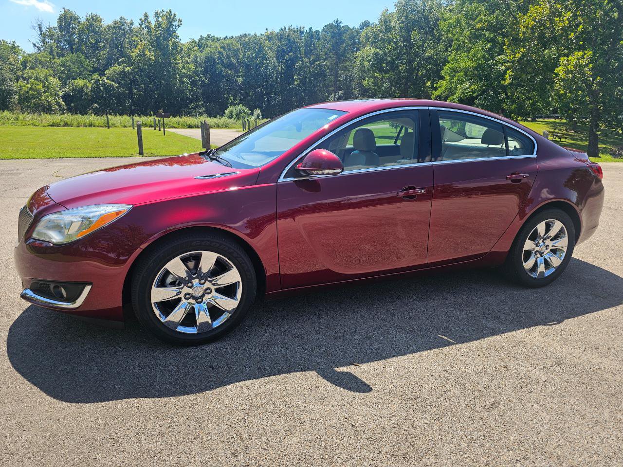 Used 2016 Buick Regal Premium w/ Driver Confidence Package #1 FWD image 10