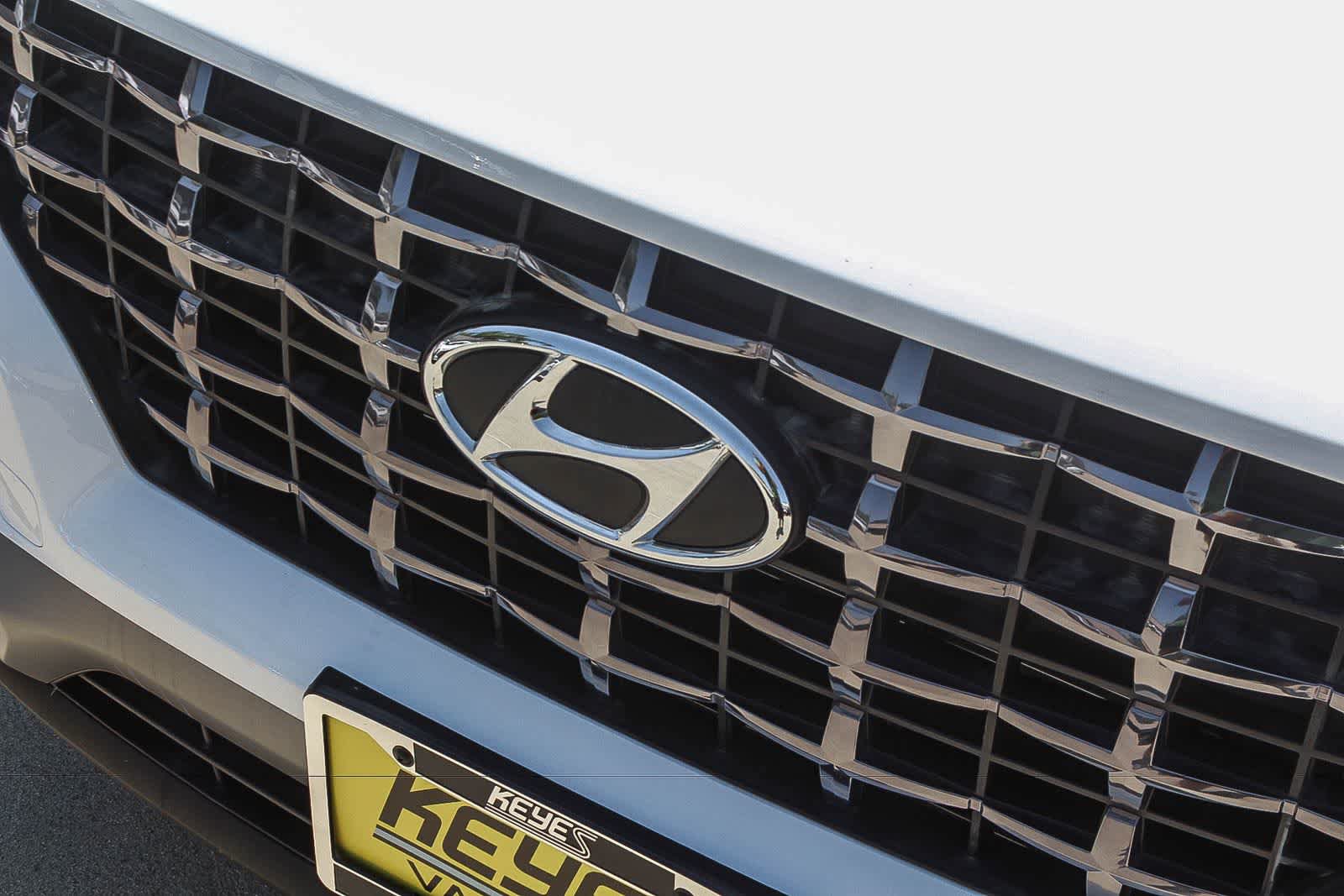 New 2026 Hyundai Venue SEL FWD image 14