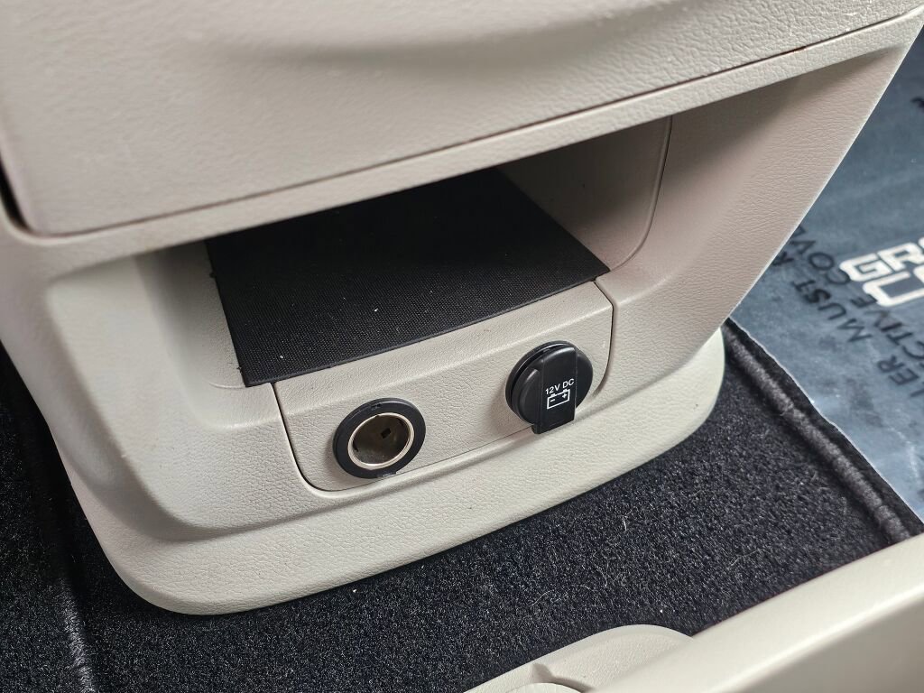 Used 2013 Dodge Grand Caravan SE FWD image 33