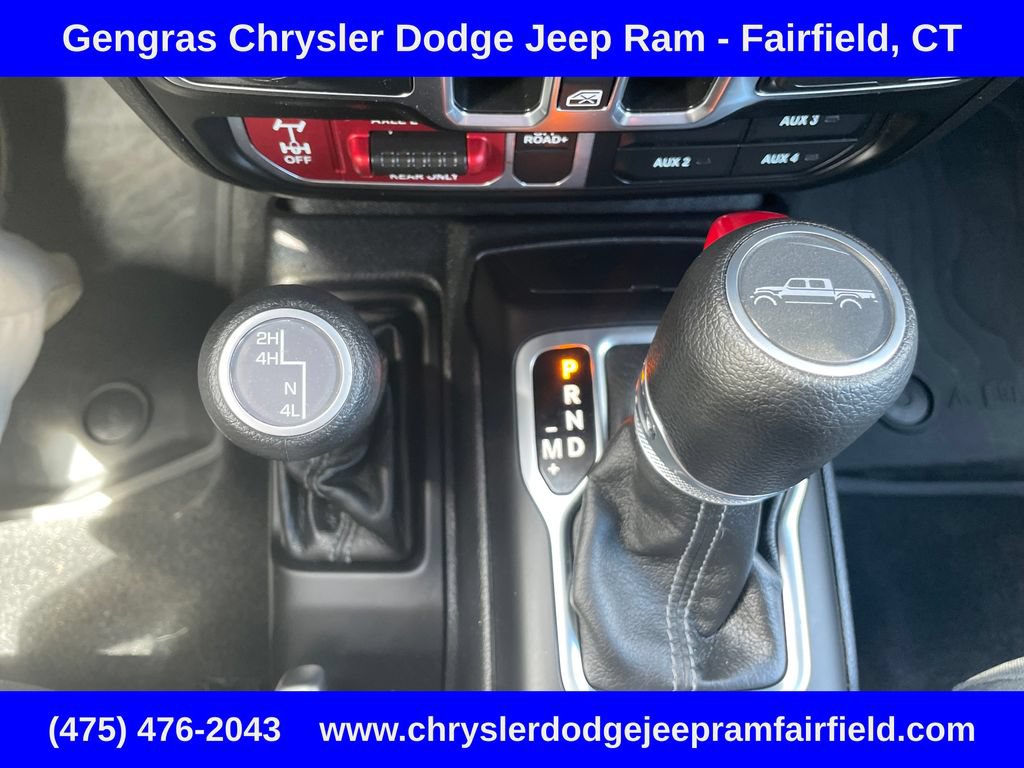 Certified 2025 Jeep Gladiator Sport AWD/4WD image 48