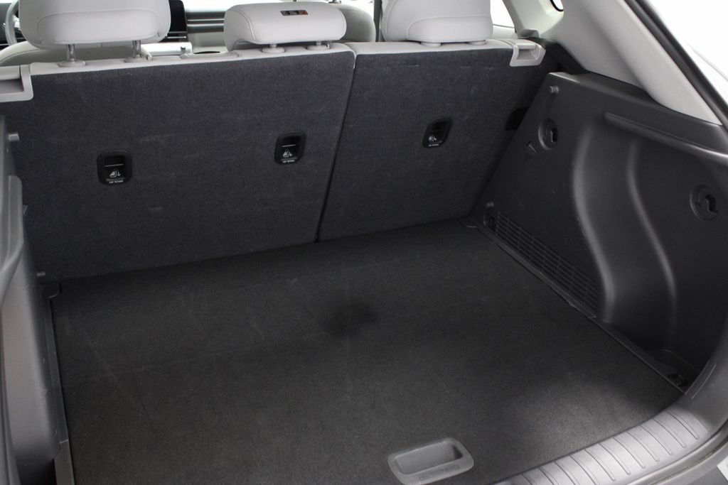 Certified 2025 Hyundai Kona SEL FWD image 16