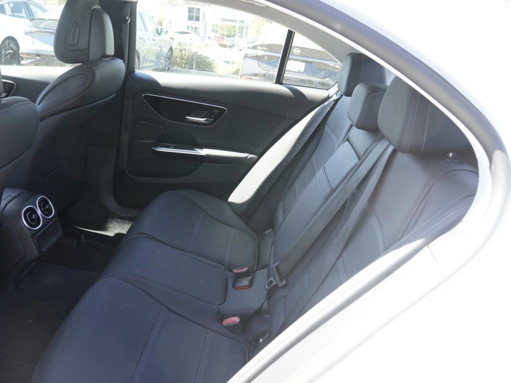 Used 2023 Mercedes-Benz C 300 Sedan image 15