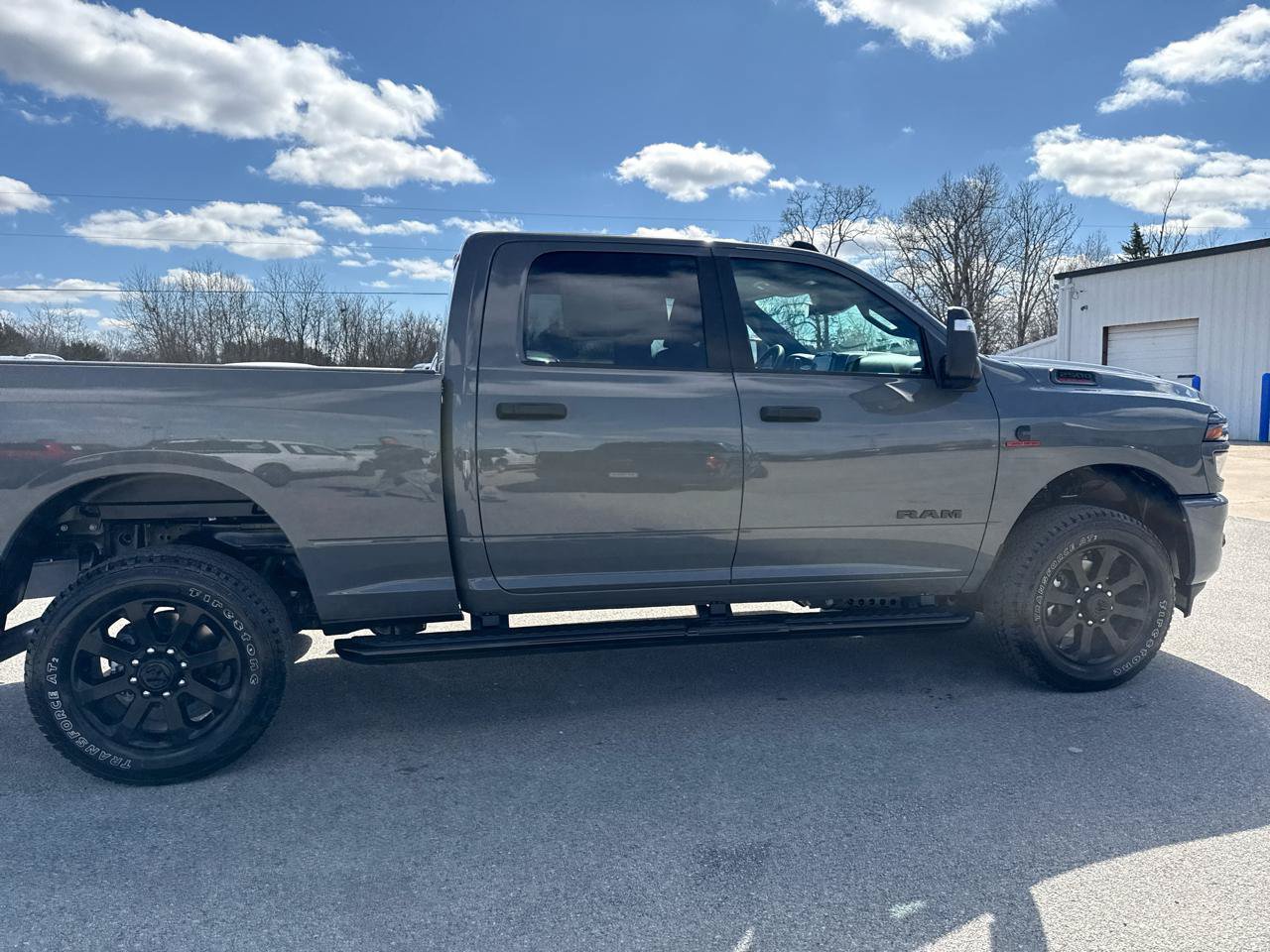 New 2026 RAM 2500 Big Horn AWD/4WD image 5