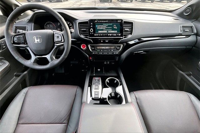 New 2026 Honda Ridgeline Black Edition image 4