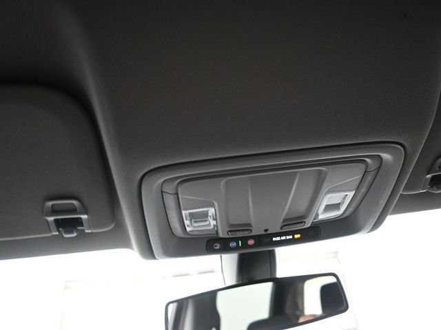 Used 2022 Chevrolet Silverado 1500 LT w/ Safety Package image 12