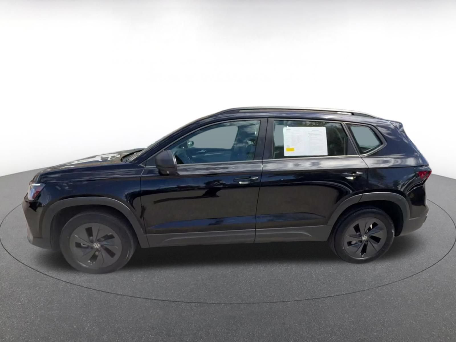 Used 2025 Volkswagen Taos S FWD image 8