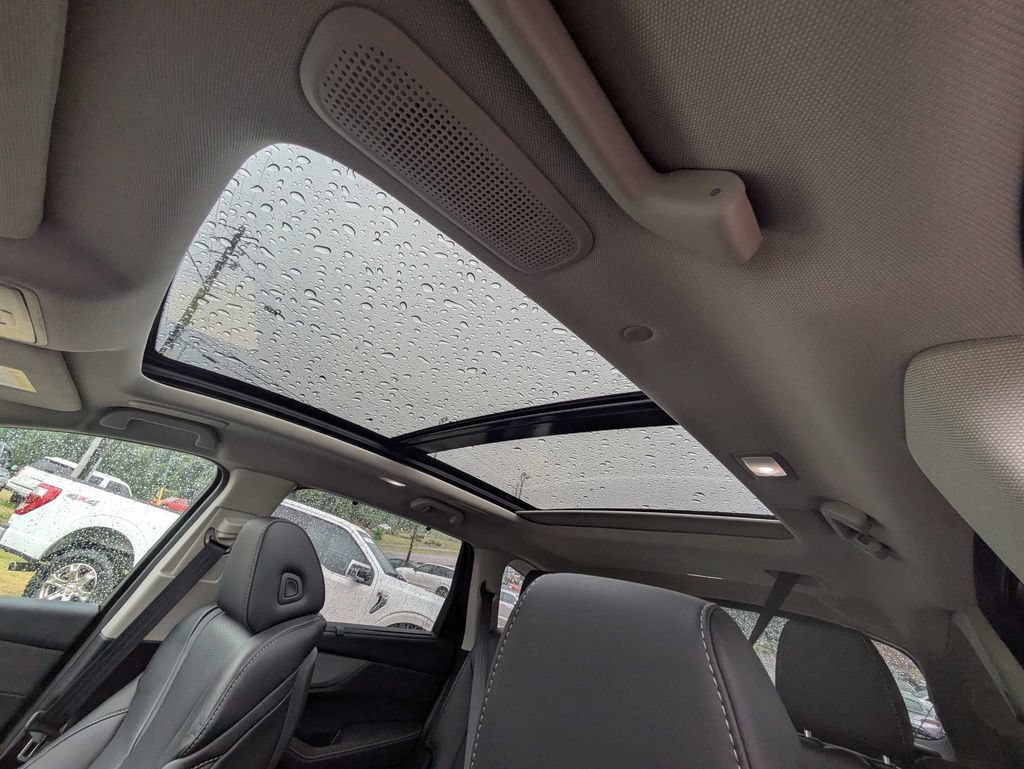 Used 2026 Acura MDX w/ Technology Package FWD image 21