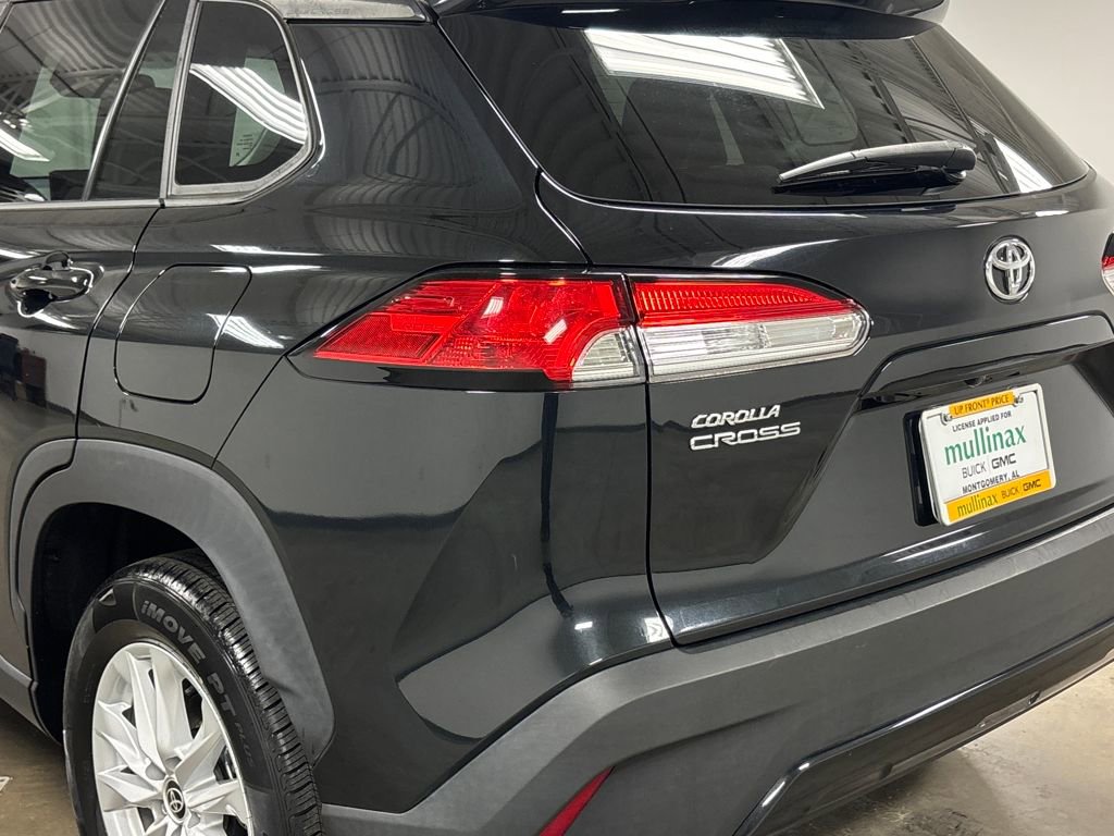 Used 2022 Toyota Corolla Cross LE image 15