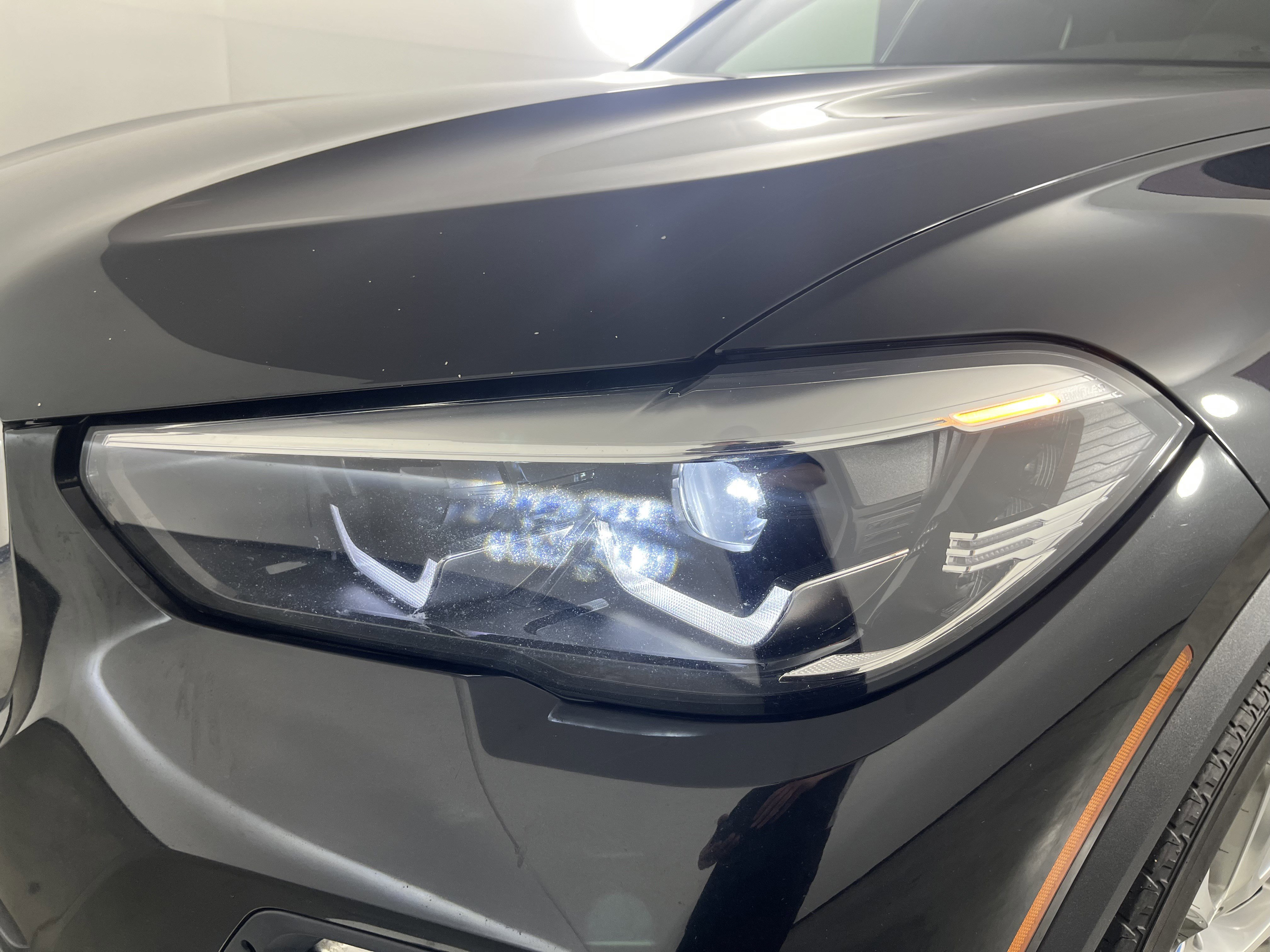 Used 2021 BMW X5 xDrive40i w/ Premium Package AWD/4WD image 27